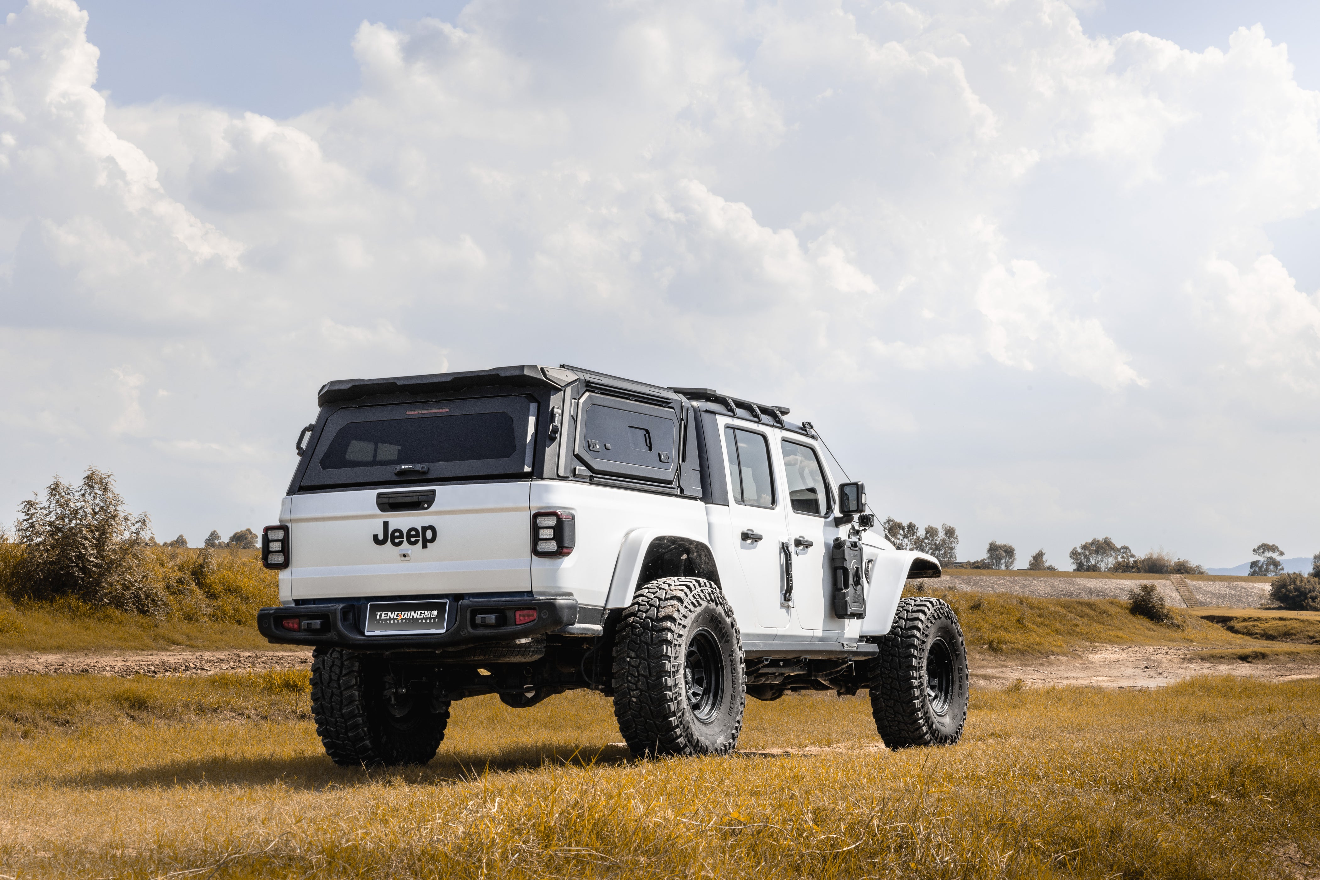 Promo Jeep Shell TENGQIAN Waterproof CNC Aluminum Alloy Truck Shell Canopy For Jeep Gla ...